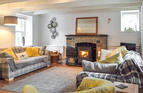 Llanybydder House | Penlan Cottage