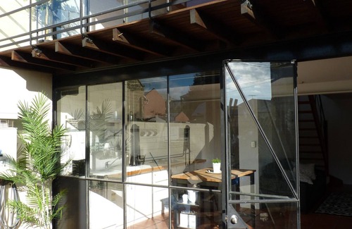 South Fremantle Apartment | Penny's place by the sea, Walk to the beach, Walk to the cafes and restaurants