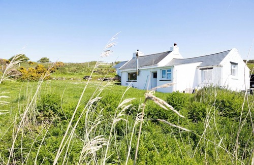 Goodwick Cottage | Penrhyn, Holiday Cottage Strumble Head, Sleeps 6, 3 bedrooms, bathrooms