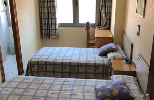 Bolanos de Calatrava House | Pensión Dos Hermanas