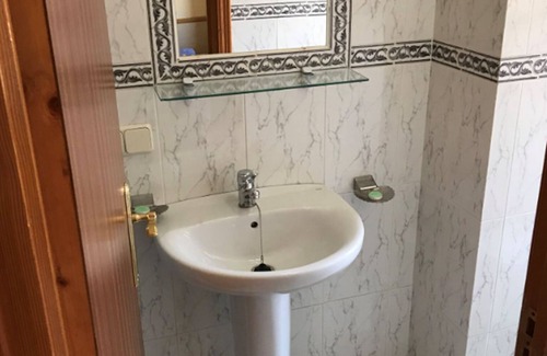 Bolanos de Calatrava House | Pensión Dos Hermanas