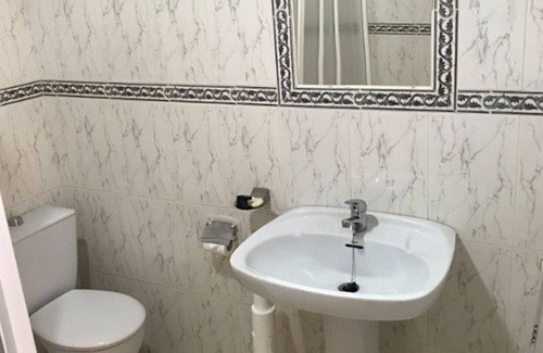 Bolanos de Calatrava House | Pensión Dos Hermanas