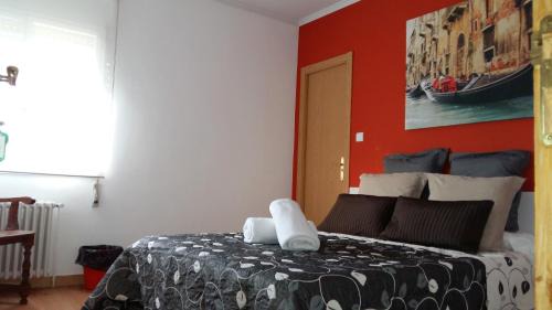 Sarria House | Pensión La Estación