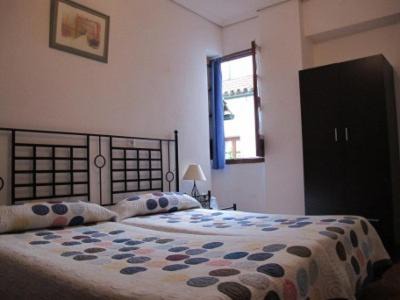 San Francisco-Ribera House | Pensión Los Arcos