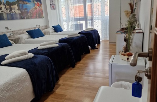 O Pedrouzo House | Pensión Myrian