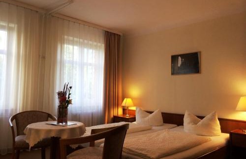 Potsdam House | Pension an der Havelbucht