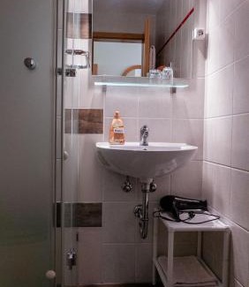 Berkholz-Meyenburg House | Pension Moritz unterm Storchennest -16303 Schwedt,Schwedter Allee1