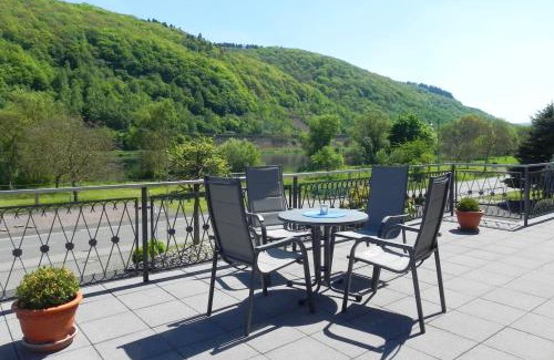 Sankt Aldegund House | Pension Mosella, Gästezimmer