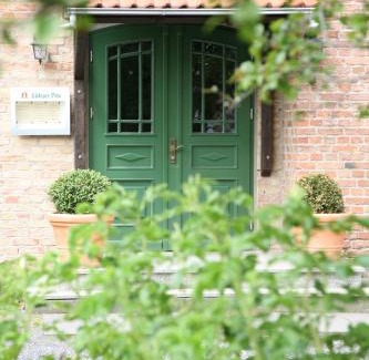 Gagern House | Pension & Restaurant "Alte Schule"