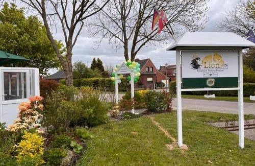 Upleward House | Pension Restaurant Pizzeria Lion