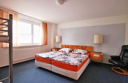 Trinwillershagen House | Pension " Zu den Linden" Trin