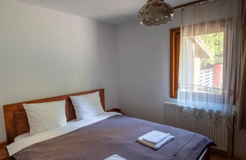 Manastirea Humorului House | Pensiunea Casa Bunicilor