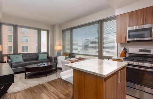 Aurora Highlands Apartment | Pentagon City 2BR | Resort style amenities | Desk+Wifi