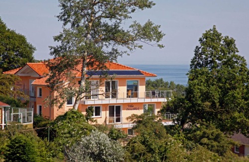 Gohren Apartment | Penthouse 6 - Villa Ostseeblick 5 * with sea and Boddenblick