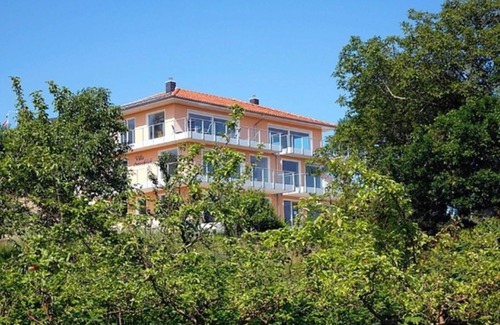 Gohren Apartment | Penthouse 6 - Villa Ostseeblick 5 * with sea and Boddenblick