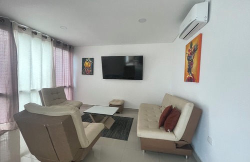 Crespo Apartment | Penthouse airport 3beds+2bath