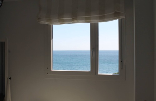 Velilla-Taramay Apartment | Penthouse beach Cabria: Penthouse in front of the beach in a privileged environment.