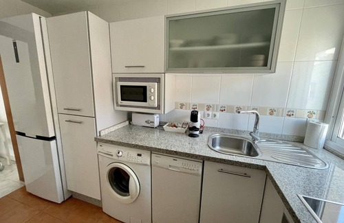 Distrito Noroeste Apartment | Penthouse Blanco - Appartement Équipé avec Garage Près du Centre de Córdoba