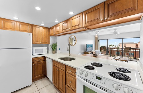 Port Canaveral Condo | Penthouse Next to Pier Fully Renovated with Private Patio and Oceanfront Pool