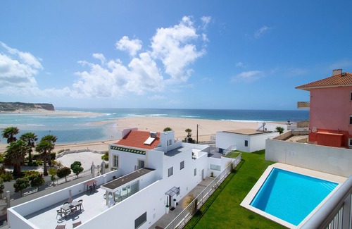 Foz do Arelho Apartment | Penthouse with Panoramic Lagoon & Ocean Views