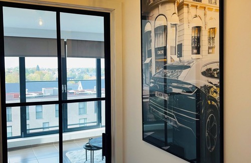 Kortrijk Apartment | Penthouse with 360 terrace in the centre of Kortrijk! Free private parking!