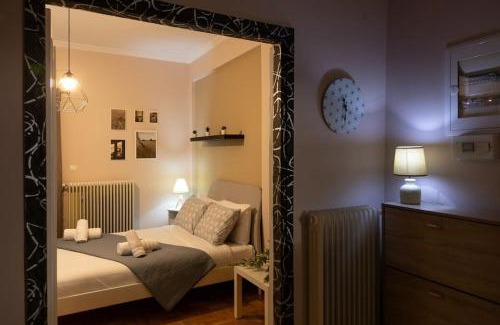 Agios Panteleimonas Apartment | Penthouse with Acropolis view in Attiki Metro