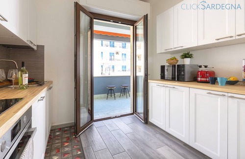 Alghero Apartment | Penthouse with Spectacular Sea-View Terraces, WiFi, A/C Close to the Beaches