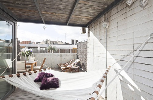 El Putget i Farro Apartment | Penthouse with terrace near Park Güell, 3 rooms, 6 pax