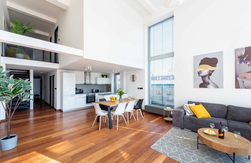 Karlin Apartment | Penthouse with terrace and parking