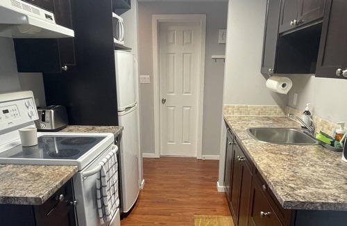 Okanagan-Similkameen Condo | Penticton Condo-One Block from the Beach