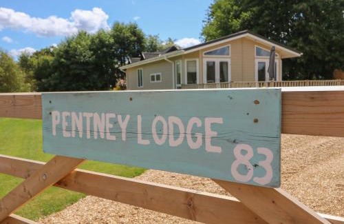 Pentney House | Pentney Lodge