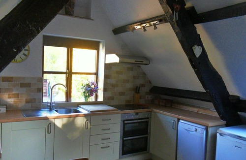 Llangorse House | Penybont Barn a cosy riverside barn conversion in Llangorse, the Brecon Beacons