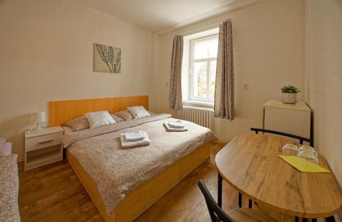 Polevsko House | Penzion a restaurace na Křižovatce