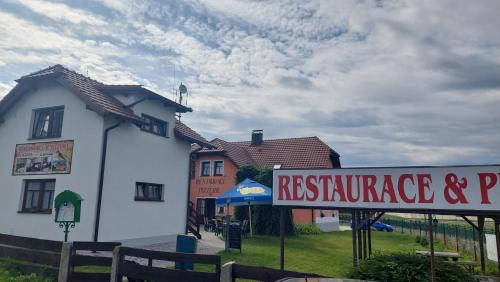 Klatovy House | Penzion a restaurace U Strnada
