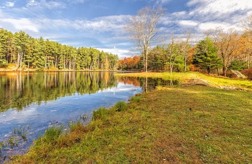 Mahwah House | Perfect Base for Visits to Ramapo Powerlinez Climbing Area! 4 Units w/ Parking!
