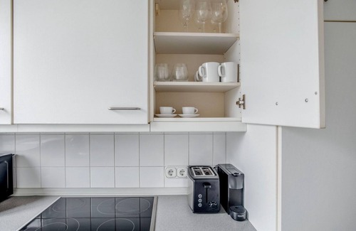 Schmargendorf Apartment | Perfect Charlottenburg 1BR, nr Hubertussee, by Blueground