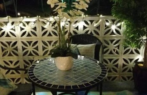 Mid America Condo | Perfect Couples Retreat