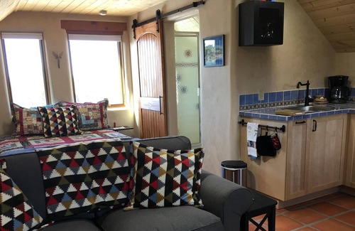El Prado Apartment | Perfect cozy retreat, midway between Taos and ski valley