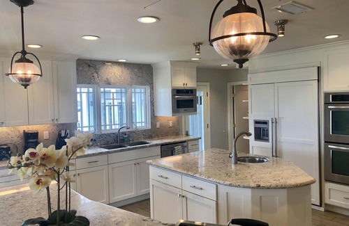 La Jolla Shores House | Perfect for 2 or 3 Families. Unobstructed Park and Ocean Views. Steps to Sand.