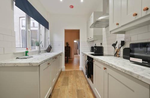 Long Eaton House | Perfect For Contractors, 3 Bd, Sleeps 5 Long Stay