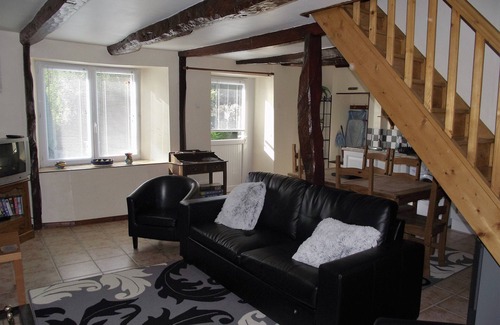 Merleac Cottage | Perfect for couples looking for a peaceful holiday or as a house hunting base.