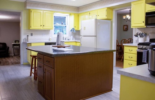 Bloomington House | Perfect for Family Gatherings & IU Sporting Events!