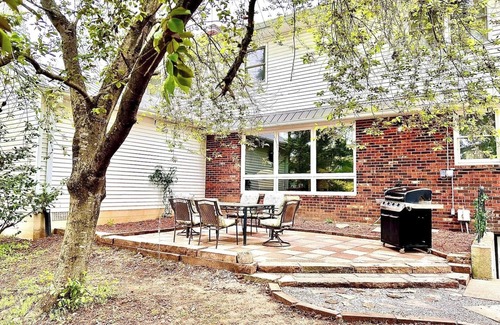 Bloomington House | Perfect for Family Gatherings & IU Sporting Events!