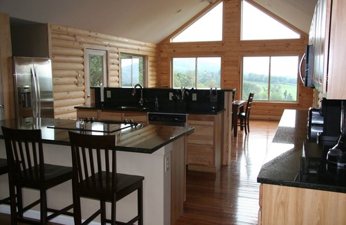 Luray Cabin | Perfect for Large families a 6 bedroom 3600 SF Cabin in the Valley