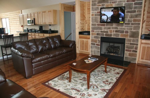 Luray Cabin | Perfect for Large families a 6 bedroom 3600 SF Cabin in the Valley