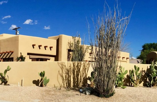 Desert Club Estates House | Perfect Get-away, Close To Everything, Comfortable Santa Fe Home