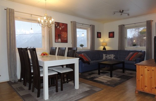 Andalsnes House | Perfect holiday house with great view on fjord and mountains