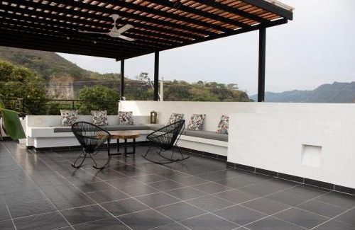 Honda House | Perfect home to share with family and friends