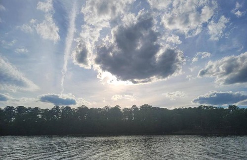 Childersburg Villa | Perfect Lakeside Hideaway