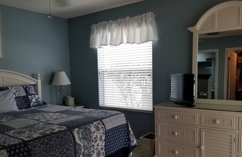 Mallory Square House | Perfect Location, 2/2 Lake Sumter Landing, The Villages, FL